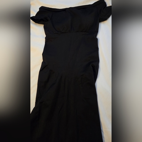 HeyShape Off-Shoulder Shapewear Split Dress NWOT #422 - Picture 6 of 13